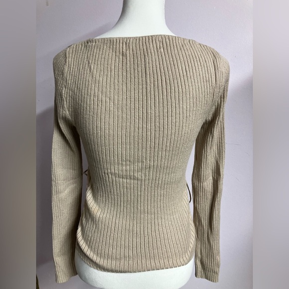 Great American Sweater Co. Women’s Pullover Ribbed Top, Medium, Tan, Lace Sides - Picture 5 of 6